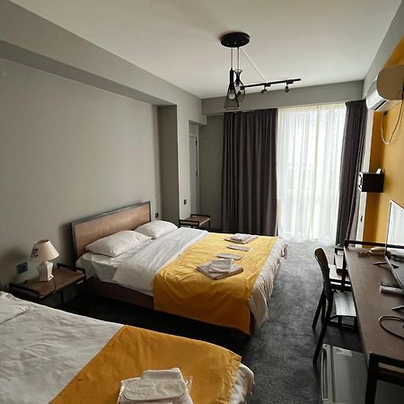 Diuma Hotel Tbilisi Esterno foto