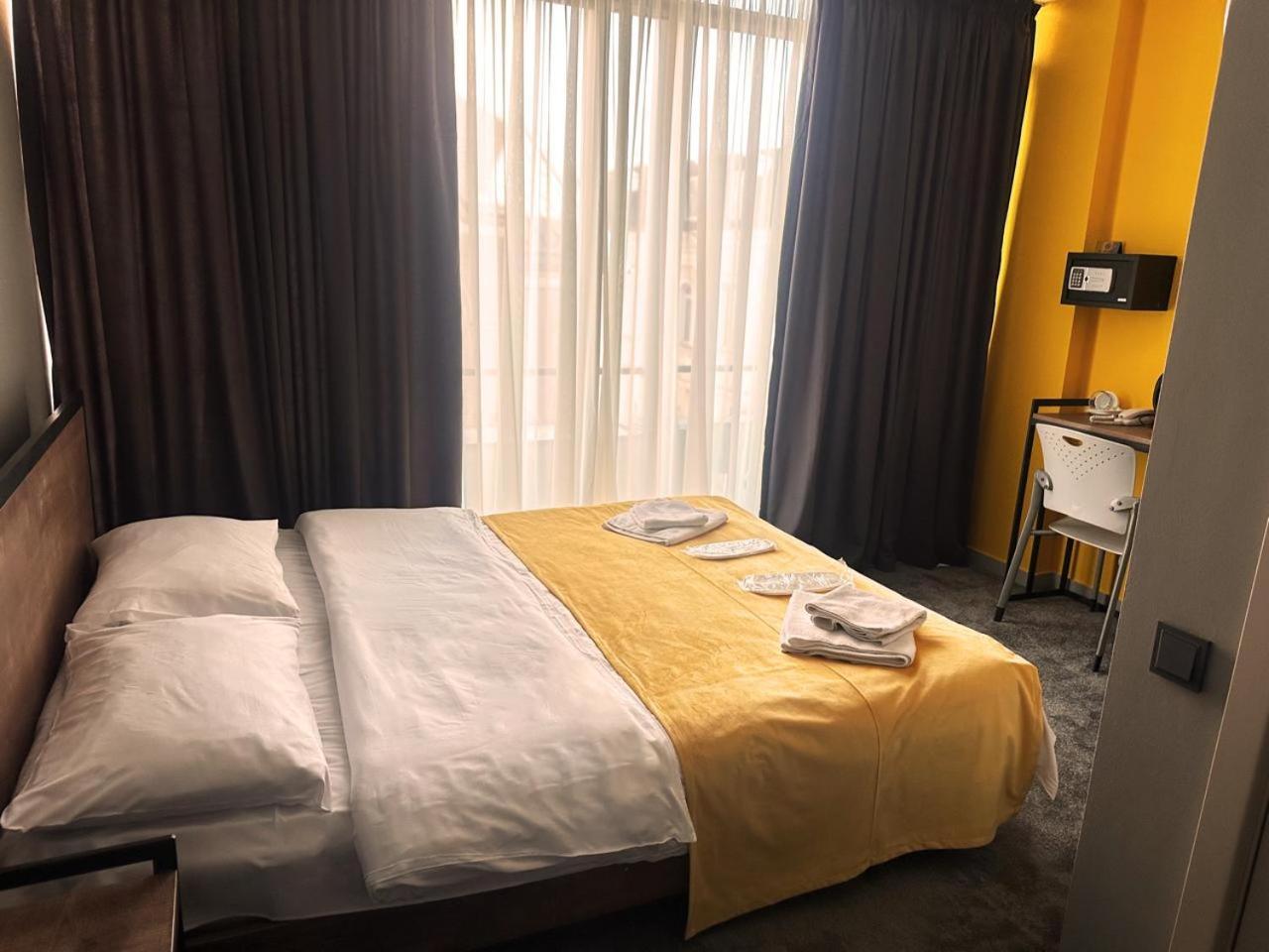 Diuma Hotel Tbilisi Esterno foto