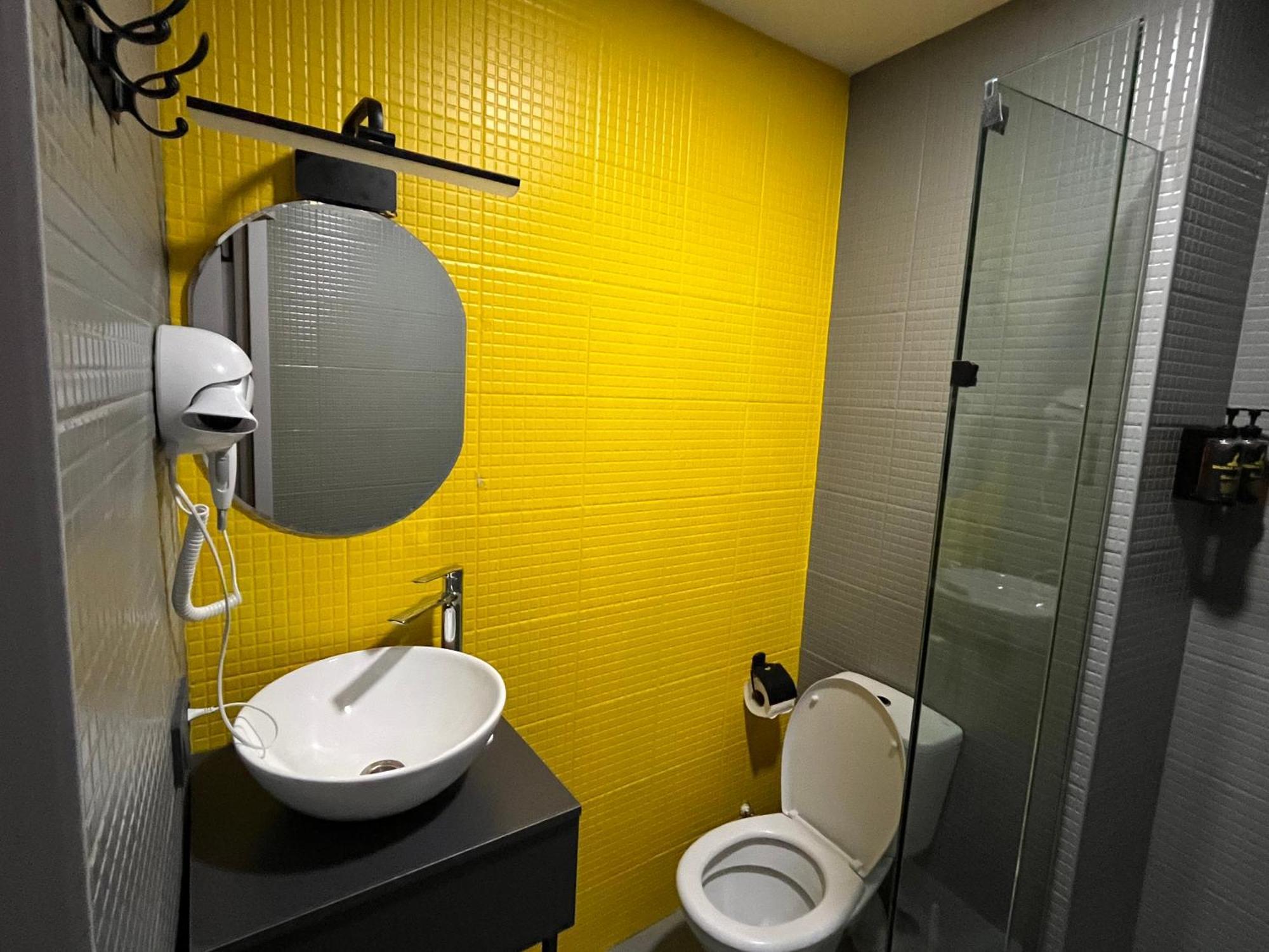 Diuma Hotel Tbilisi Esterno foto