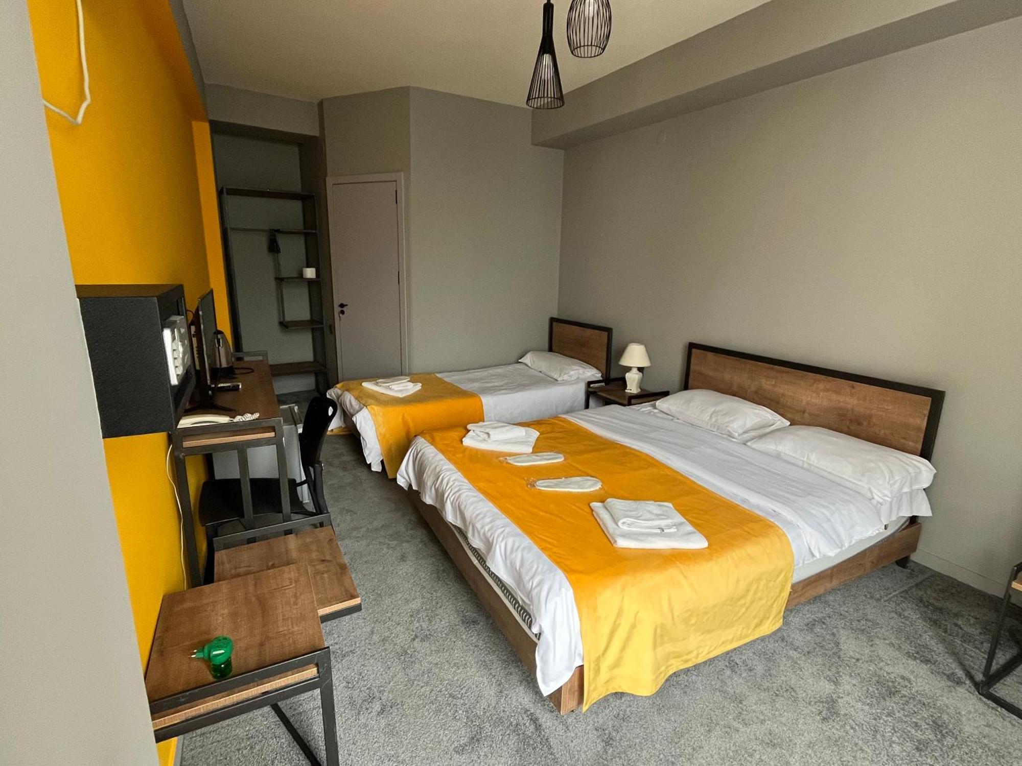 Diuma Hotel Tbilisi Esterno foto