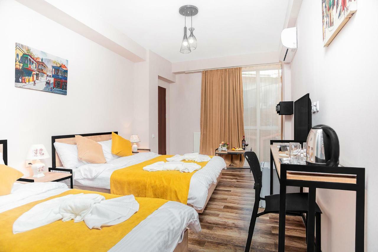 Diuma Hotel Tbilisi Esterno foto