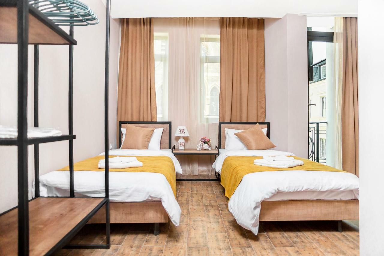 Diuma Hotel Tbilisi Esterno foto